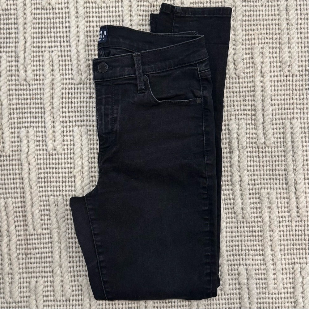 Gap true skinny jeans - black - sz 29